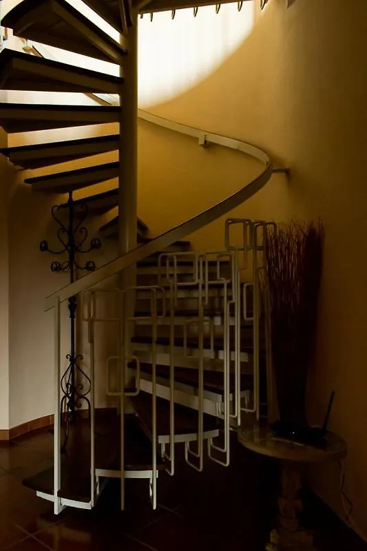 La Vecchia Cantina Stradella 2*,
